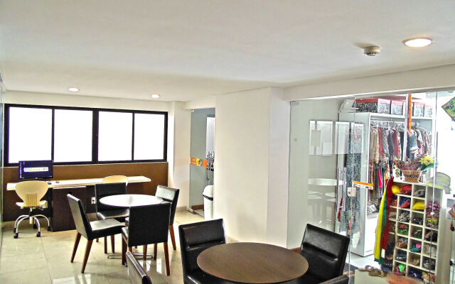 Expresso R1 Hotel