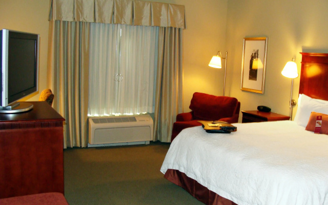 Hampton Inn Calera