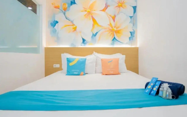 Sans Hotel Box Mansion Surabaya