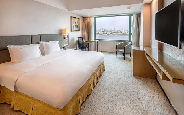 Holiday Inn Riverside Wuhan by IHG – Guest Rooms – Wuhan