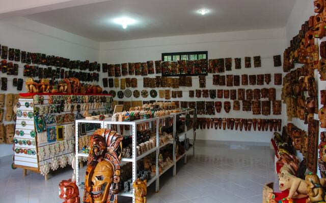 Real Mayab Hotel & Bungalows