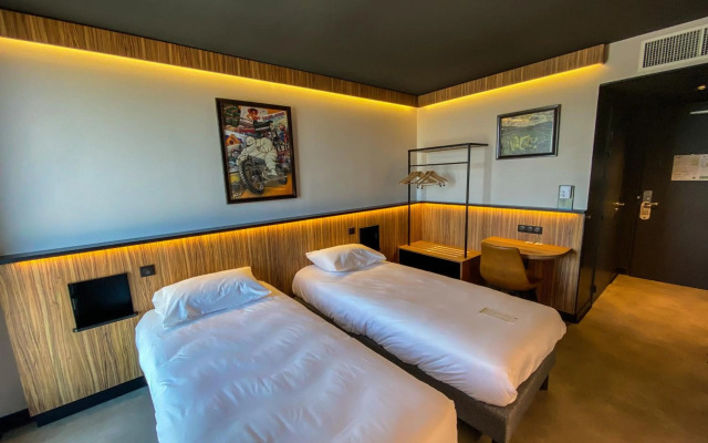 B&B HOTEL Clermont-Ferrand A71/A75 La Méridienne