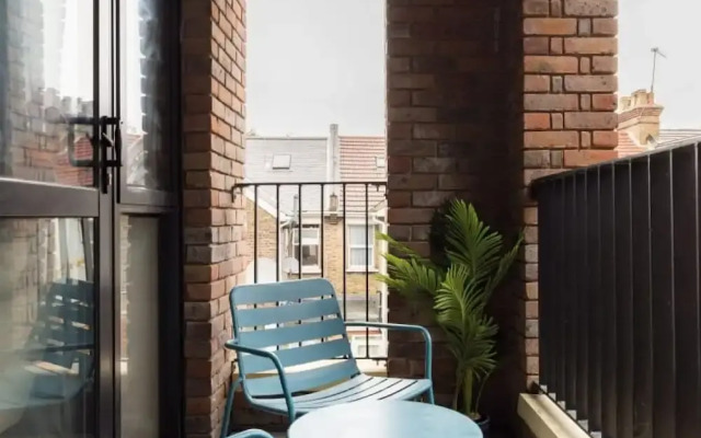 The Wembley Hideout - Stylish 2bdr Flat With Balcony