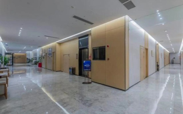 Ningbo Sports Hotel (Beilun Yintai Branch)