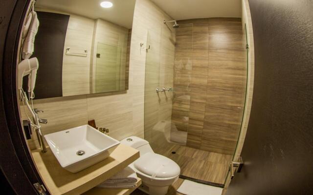 Hotel Arvut Collection
