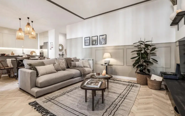 Pedra - 4 Bedrooms in Trafalgar