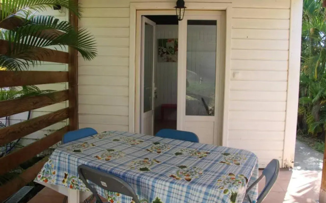 studio dans un écrin vert