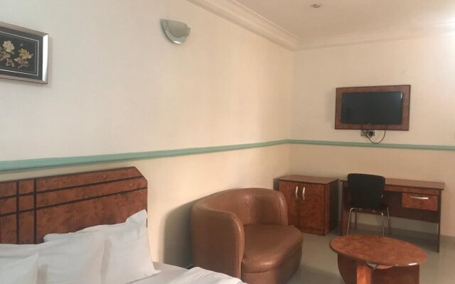 Agete Hotel