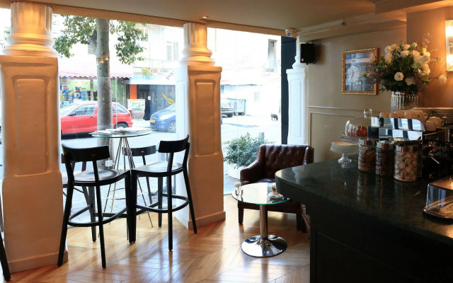 Montefiore 16 - Urban Boutique Hotel