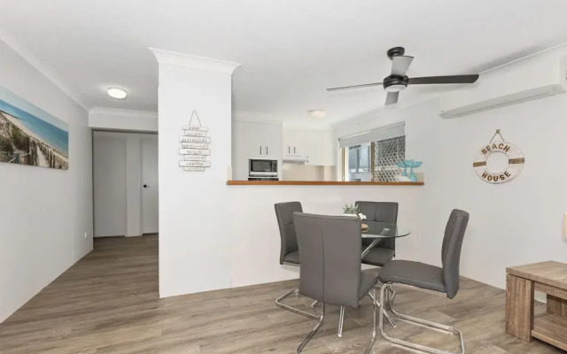 2 Bed Beachfront Apartment in Kingscliff