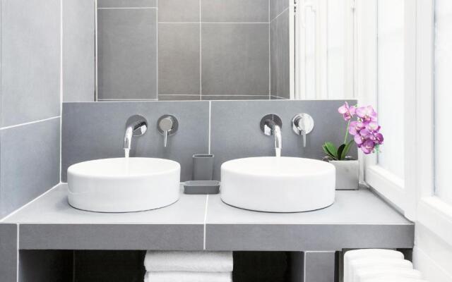 Luxury 2 Bedrooms Le Marais I by Livinparis