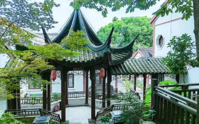 Maoshan · Zhidao Forest Hot Spring Home stay