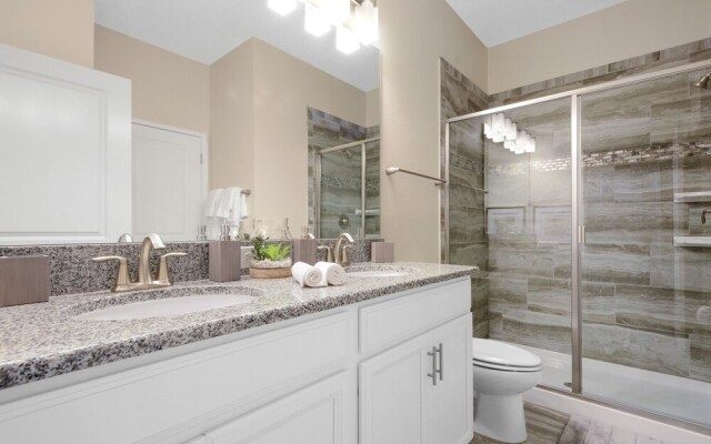 1575OL Ultimate 8 Bedroom