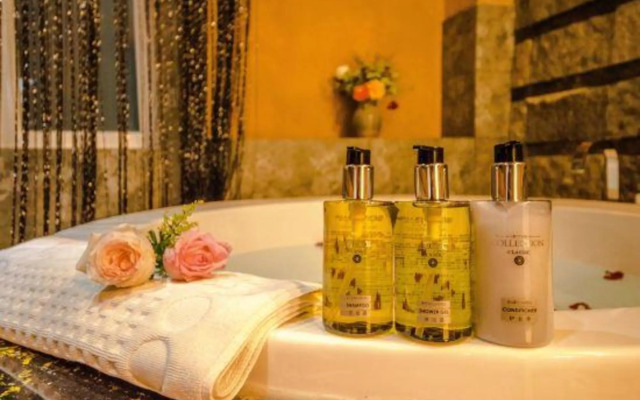 Mehome Boutique Fuxinglong Branch