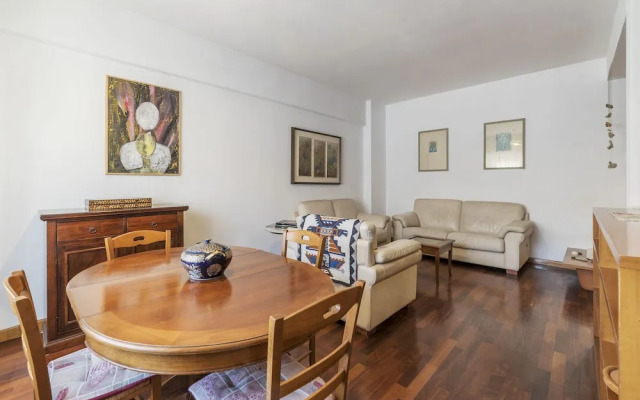 Portaportese Wooden Flat