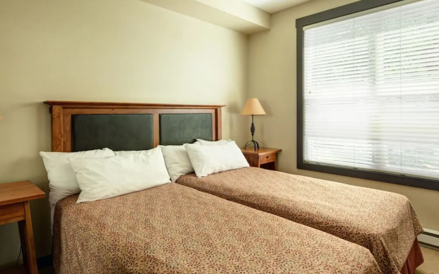 Toby Creek Lodge at Panorama Mountain Resort