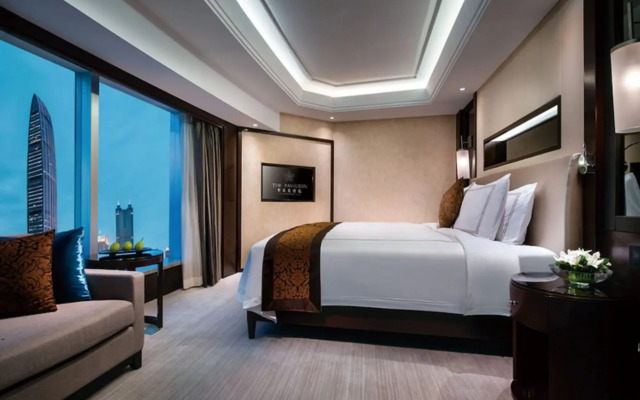 Pavilion Century Tower Hotel