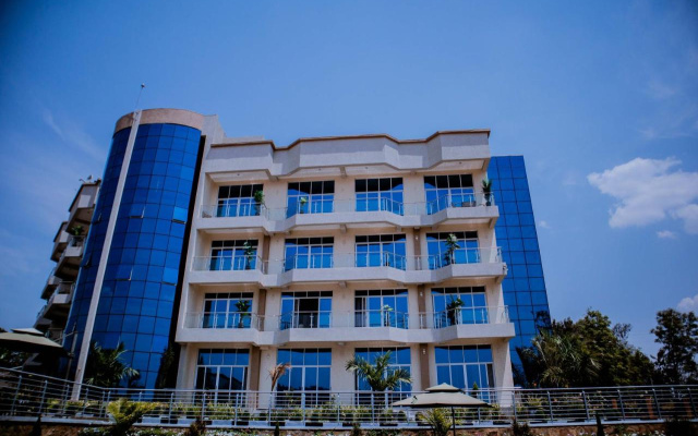 Madras Hotel and Apartments