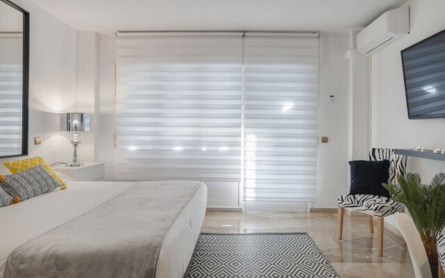 Studio Marbella Beach Centre-Pool