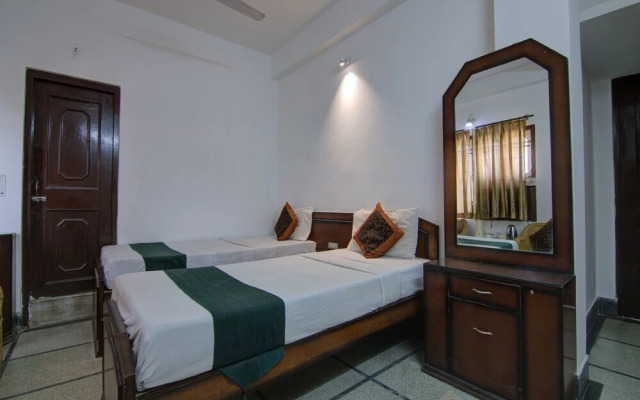 The Mapple by OYO Rooms