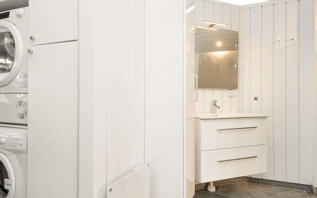 6 Person Holiday Home in Ebeltoft