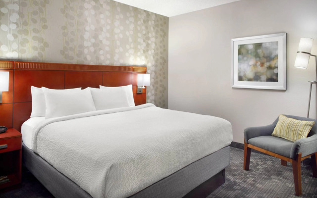 Courtyard by Marriott Greenville Haywood Mall