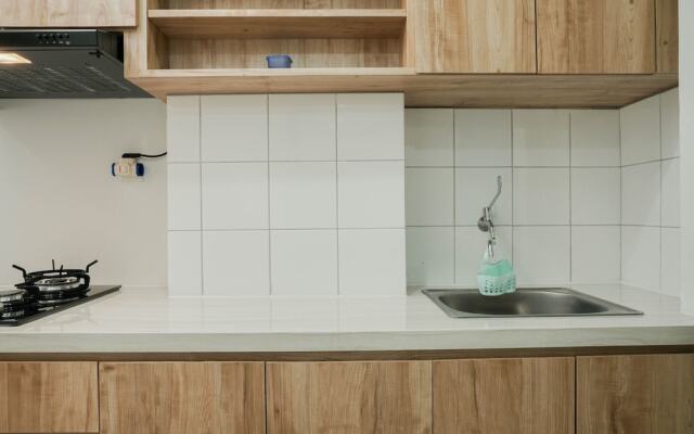 Comfort Studio Emerald Bintaro Apartment near British School