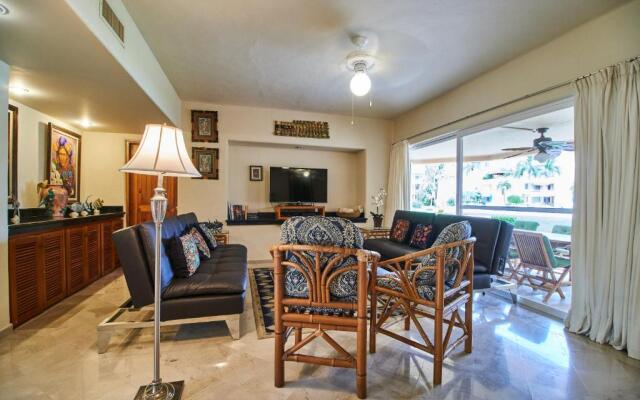 Peaceful Rustic Apartment Beachfront Swimming Pool Terrace Awesome Amenities