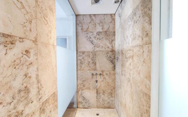 Bens Downtown Apartments