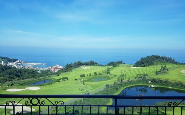 Yeongdeok Ocean Beach Resort