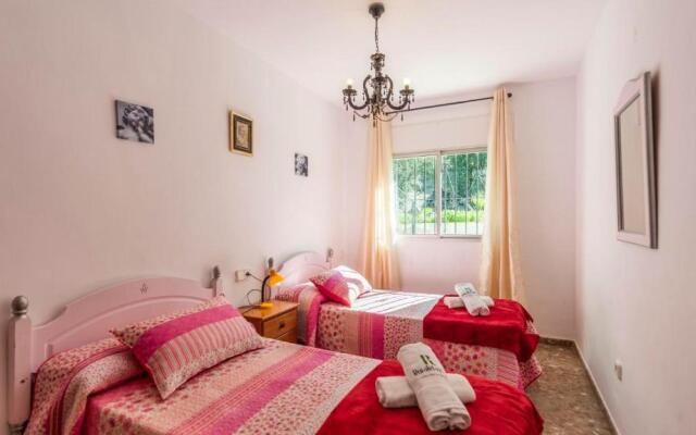 Casa Los Naranjos Canillas de Aceituno by Ruralidays