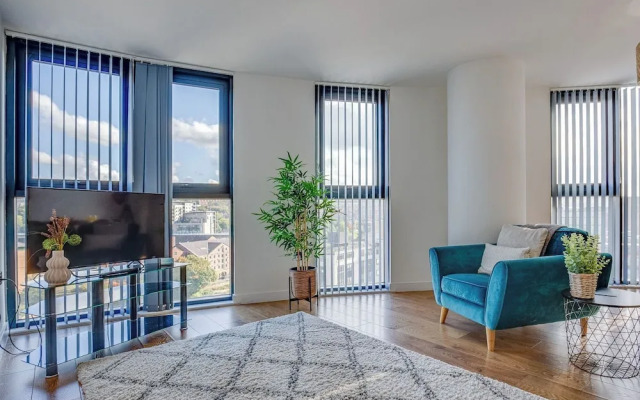 Sheffield 11th Floor City View Apartment