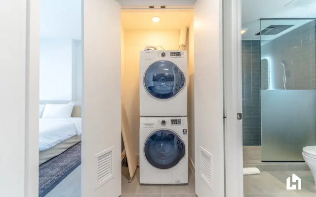 Downtown Miami Condos by Lua Host
