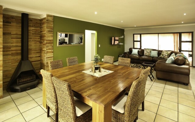 Casa Bella 6 Sleeper Langebaan