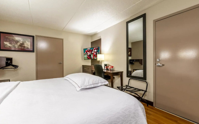 Red Roof Inn PLUS+ Nashville Airport