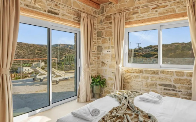 Villa Nala With Pool by Matala