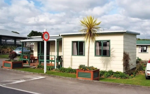Omokoroa Kiwi Holiday Park