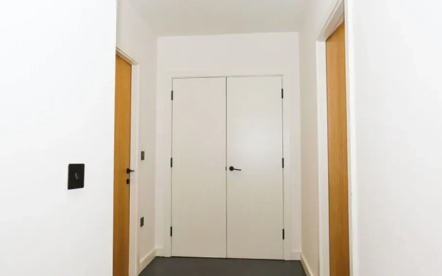 The Nichols Building Spacious 3-bedroom Apartment