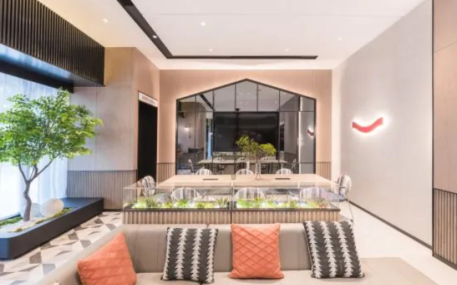 Madison Hotel Causeway Bay Plaza Honggutan Nanchang