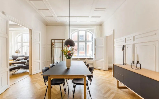 200m2 NEW Apartment · City centre, next to Tivoli