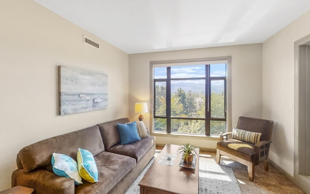 Fourth Floor Delight at Playa #451