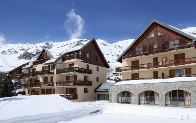 Traditional apartment on the slopes in St Jean d'Arves