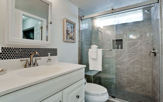 Runaway Bay 122 - 1715310