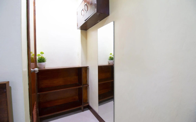 Lisa's Guesthouse by OYO Rooms