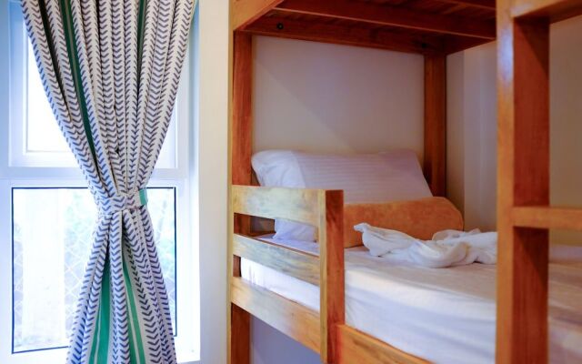 Kahanamoku Bed & Breakfast