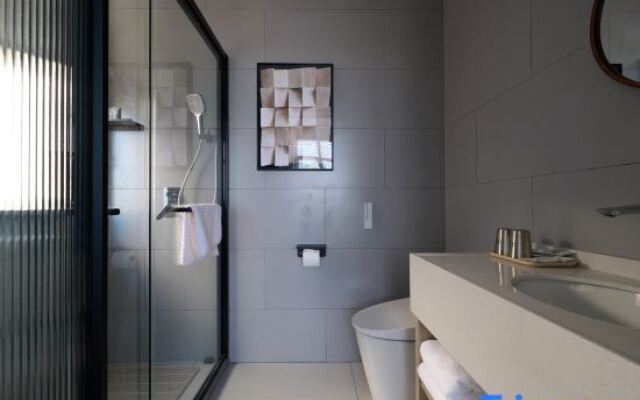 Shanghai In Prime Years  Countryside  Home Hotel