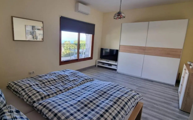 La Casa de Lucy & Karin