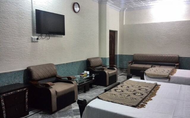 Alydia Inn Guest House