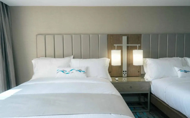 H2O Hermosa Beach Hotel