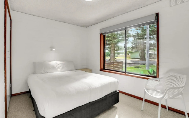 Eastern Beach Units #3